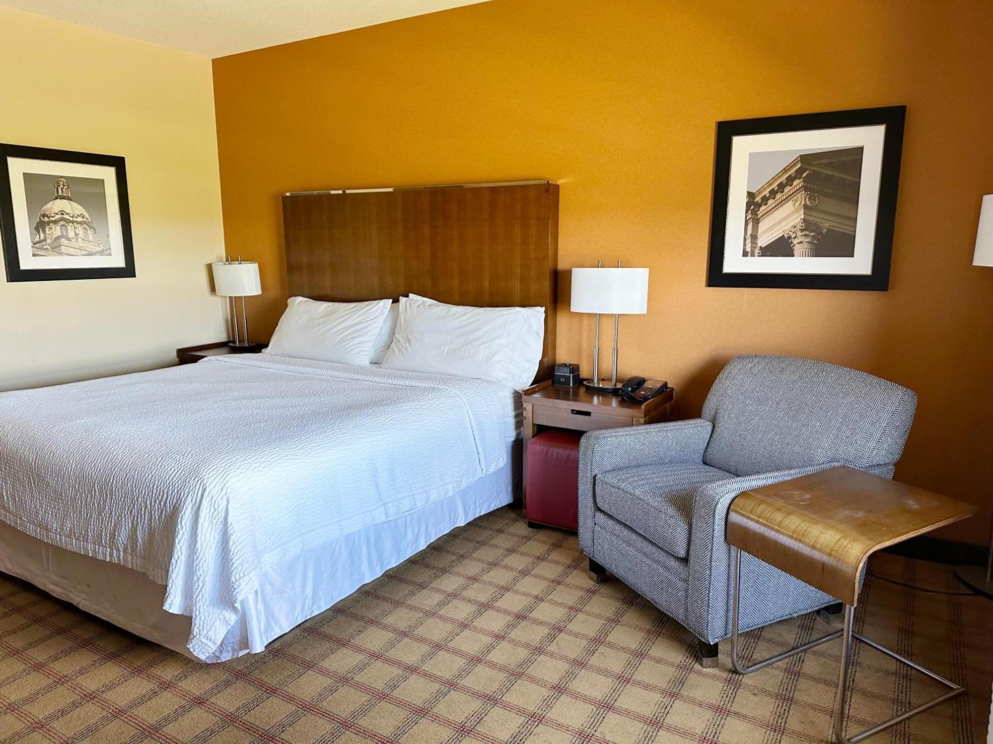 Four Points By Sheraton Edmonton Gateway Екстер'єр фото